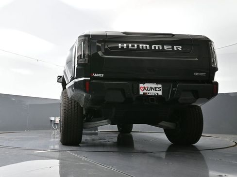 New 2025 GMC Hummer EV 2X image 52