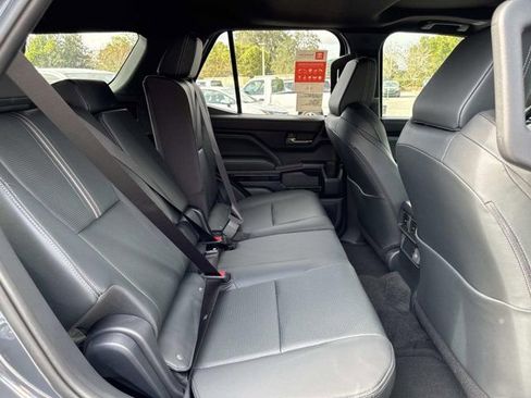 New 2025 Toyota 4Runner Limited AWD/4WD image 21