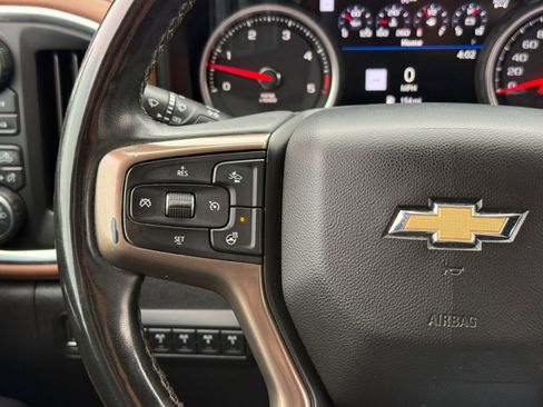Used 2023 Chevrolet Silverado 3500 High Country image 24