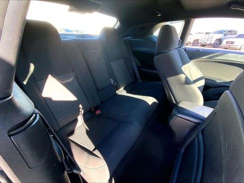 Used 2019 Dodge Challenger SXT image 19