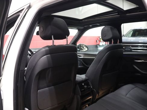 Used 2017 BMW X5 xDrive40e AWD/4WD image 38