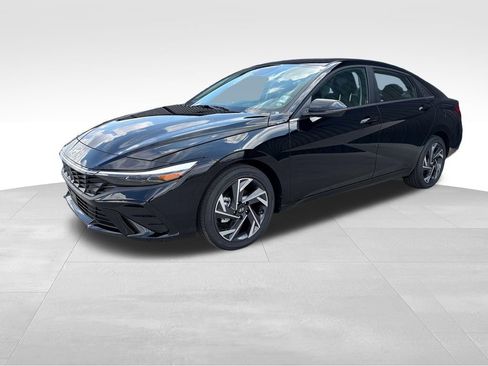 New 2026 Hyundai Elantra Limited FWD image 1