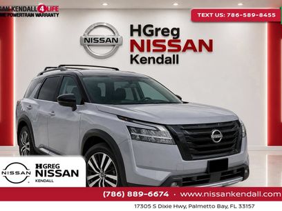 Used 2023 Nissan Pathfinder Platinum w/ Lighting Package (N93)
