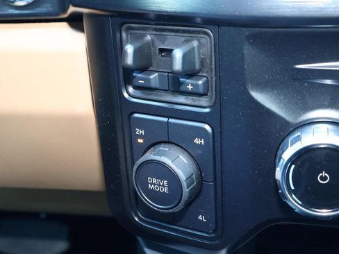 Used 2026 Ford F350 Lariat AWD/4WD image 28