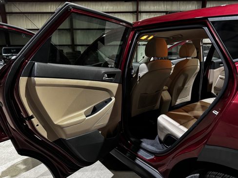 Used 2016 Hyundai Tucson SE image 16