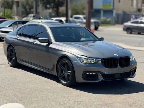 Used 2016 BMW 740i RWD image 22