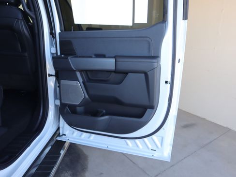 New 2025 Ford F150 Lariat w/ Equipment Group 502A High image 44