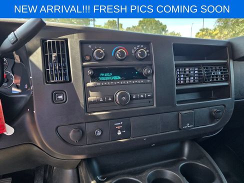Used 2025 Chevrolet Express 2500 w/ Driver Convenience Package RWD image 12