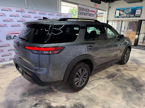 Used 2026 Nissan Pathfinder SV FWD image 9