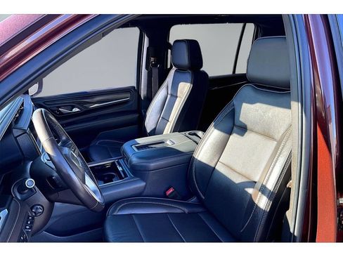 Used 2022 GMC Yukon XL Denali AWD/4WD image 17