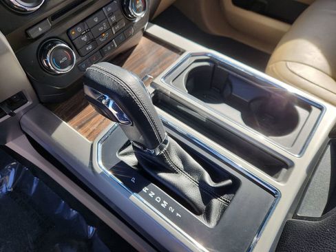 Used 2015 Ford F150 Lariat w/ Equipment Group 501A Mid image 24