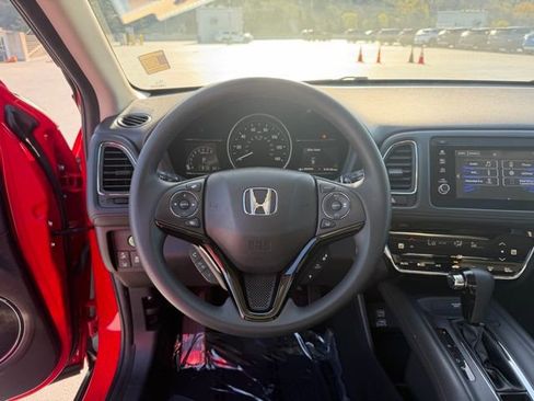 Used 2020 Honda HR-V EX image 13