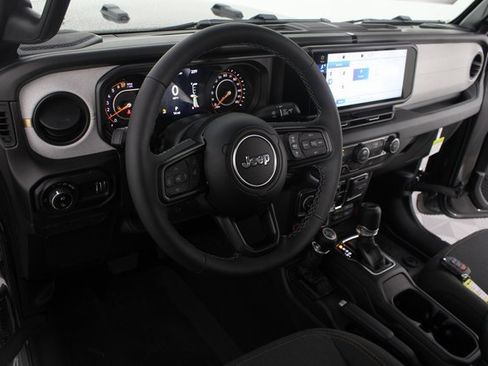 New 2026 Jeep Gladiator Willys image 8