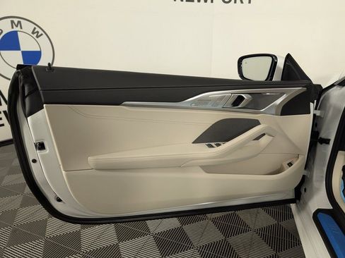 New 2026 BMW 840i xDrive Convertible w/ Comfort Seating Package AWD/4WD image 15
