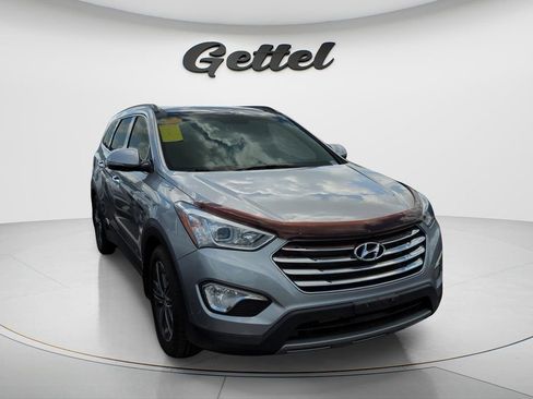 Used 2014 Hyundai Santa Fe Limited w/ Ultimate Package 07 FWD image 3