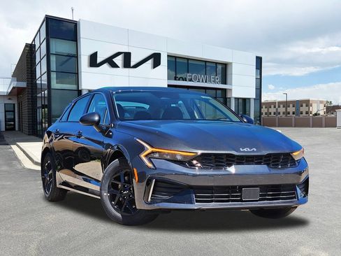 New 2026 Kia K5 LXS FWD image 16