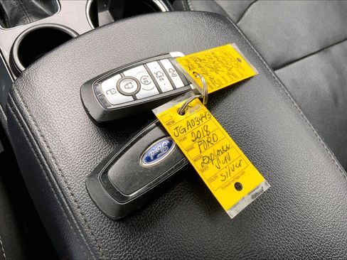Used 2018 Ford Explorer Limited FWD image 15