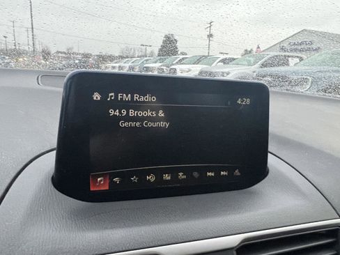 Used 2017 MAZDA MAZDA3 Sport w/ Preferred Equipment Package image 9