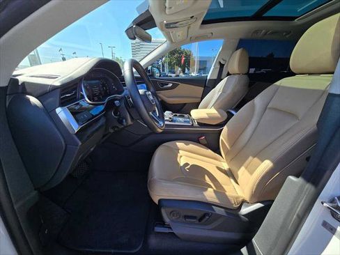 Certified 2023 Audi Q8 Premium w/ Convenience Package AWD/4WD image 19