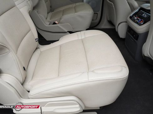 Used 2019 Lincoln Navigator L Reserve image 39