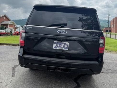 Used 2021 Ford Expedition Max Limited AWD/4WD image 3
