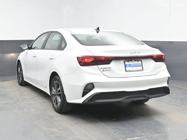 Used 2024 Kia Forte LXS FWD image 7