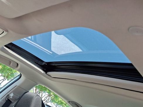 Used 2025 Honda Accord SE image 10