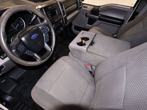 Certified 2017 Ford F550 4x4 Regular Cab Super Duty w/ XLT Value Package image 29
