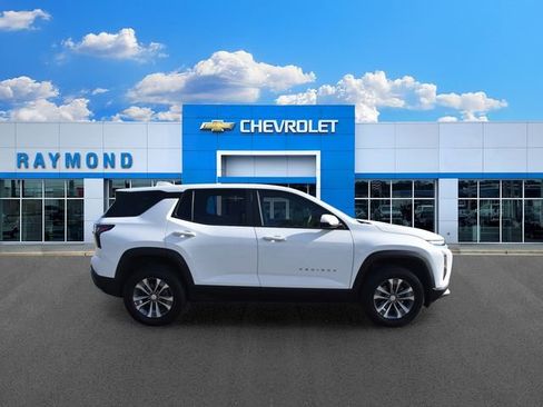 Certified 2025 Chevrolet Equinox LT FWD image 2