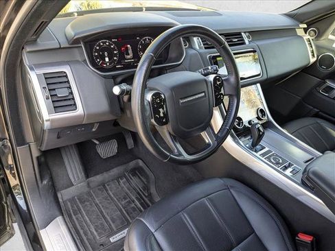Used 2019 Land Rover Range Rover Sport HSE image 10