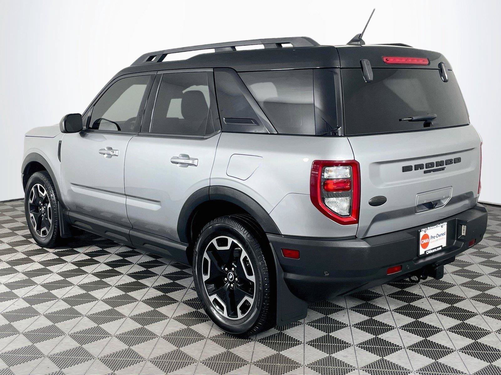 Used 2022 Ford Bronco Sport Outer Banks w/ Tech Package AWD/4WD image 6