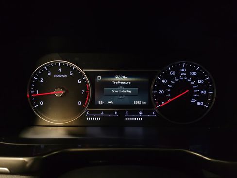 Used 2022 Kia Sorento LX AWD/4WD image 23