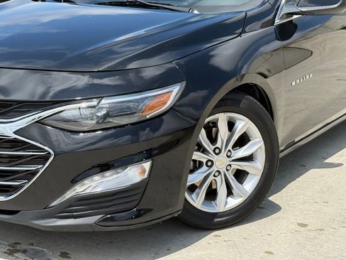 Used 2021 Chevrolet Malibu LT FWD image 3