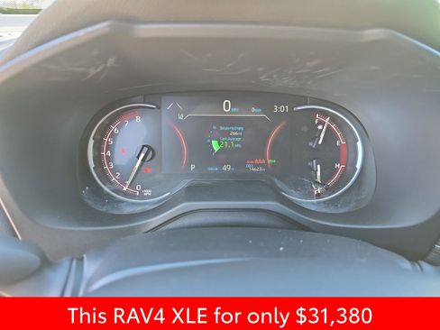 Used 2025 Toyota RAV4 XLE image 25