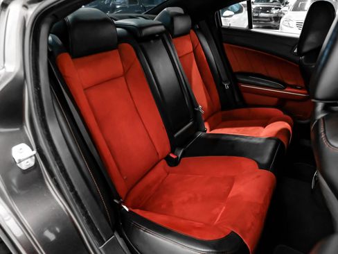 Used 2019 Dodge Charger Scat Pack w/ Dynamics Package RWD image 45