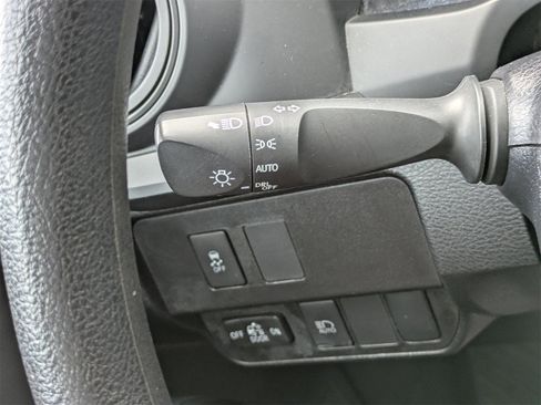 Used 2023 Toyota Tacoma TRD Sport image 27