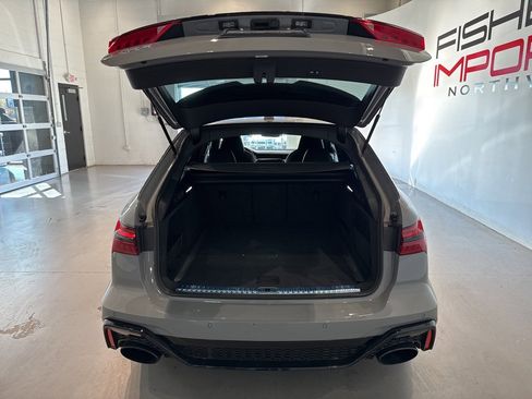 Used 2024 Audi RS 6 performance image 34