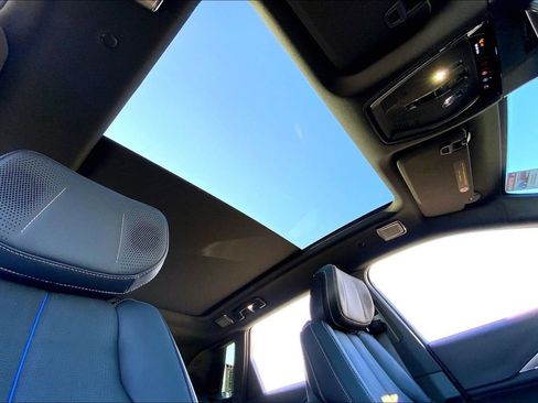 New 2026 Cadillac Lyriq V image 33