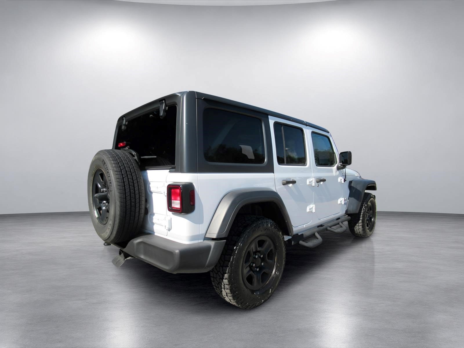 Used 2018 Jeep Wrangler Unlimited Sport S AWD/4WD image 6