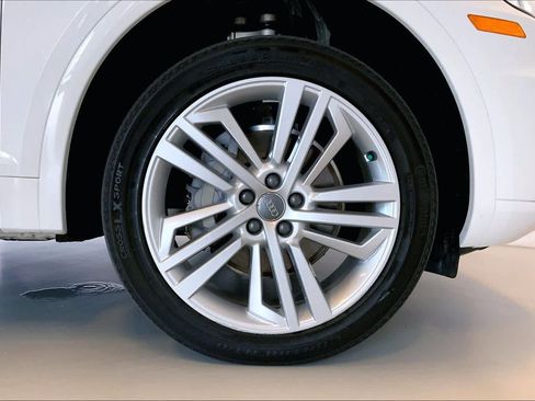 Used 2018 Audi Q5 2.0T Premium Plus w/ Premium Plus Package image 8