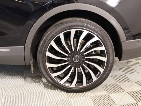 Used 2022 Lincoln Nautilus Black Label w/ Class II Trailer Tow Package image 19