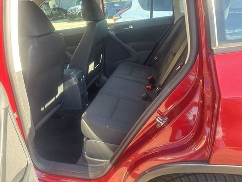 Used 2015 Volkswagen Tiguan SEL image 15