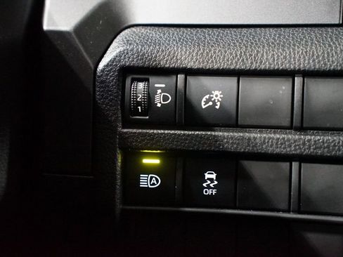 Certified 2025 Toyota Tacoma SR5 image 24