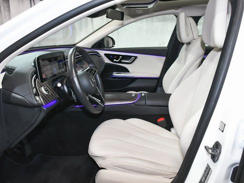 Used 2025 Mercedes-Benz E 450 4MATIC Sedan image 51