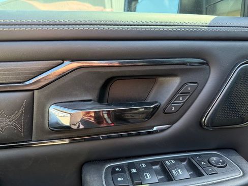 Used 2022 RAM 1500 Limited image 8