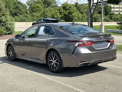 Used 2021 Toyota Camry SE FWD image 20