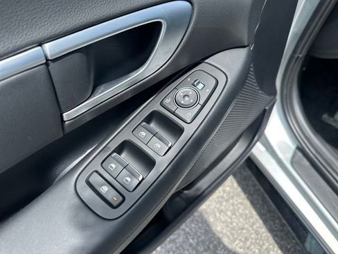 Used 2025 Hyundai Sonata SEL image 11