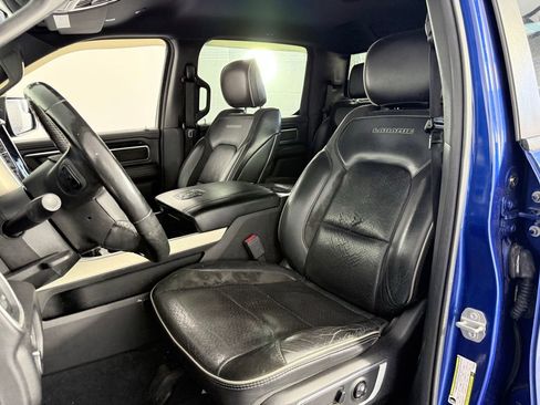 Used 2019 RAM 1500 Laramie w/ Sport Appearance Package image 11