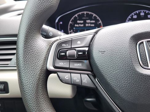 Used 2018 Honda Accord LX image 21