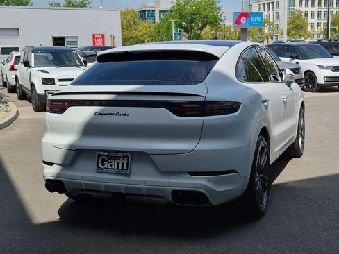Used 2022 Porsche Cayenne Turbo AWD/4WD image 3